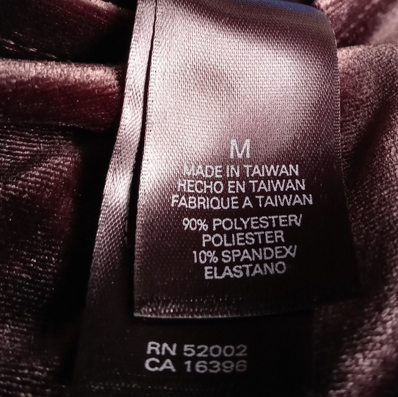 axcess by Liz Claiborne. Chocolate Brown Below the Knee Length Skirt. NWOT - Picture 3 of 6